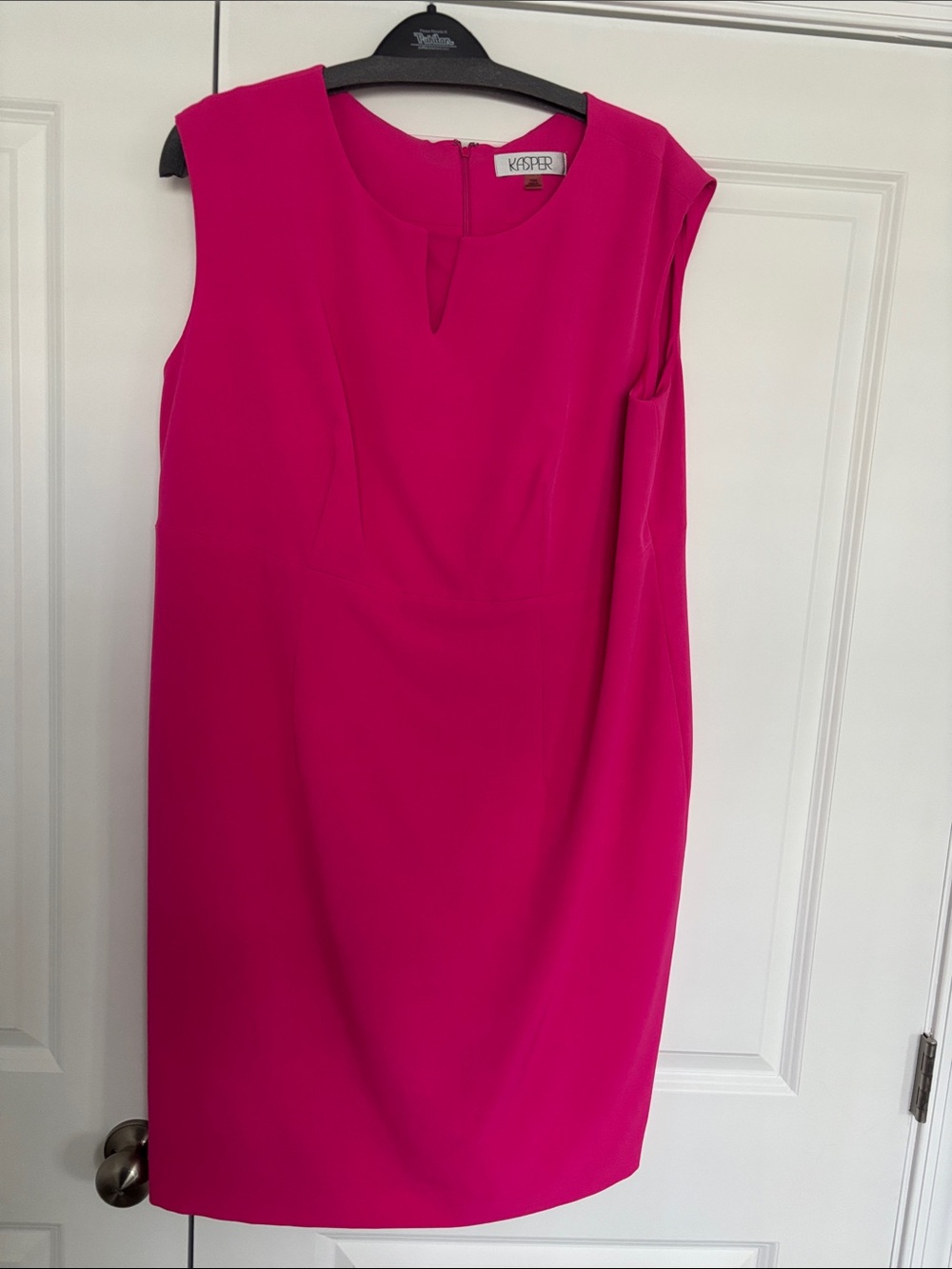 Kasper Sleeveless Sheath Dress in Hot Pink